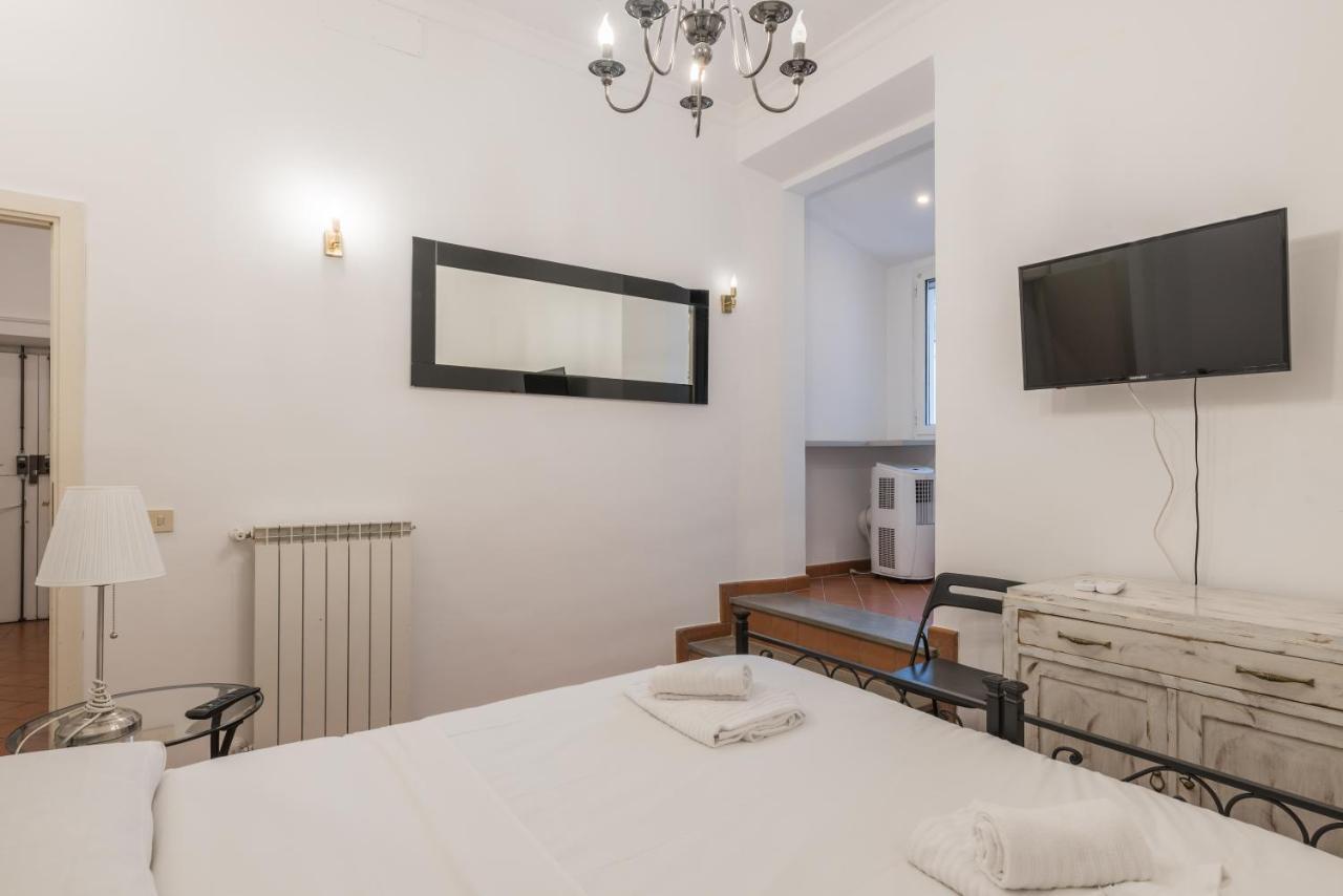 Appartement Joivy Trevi Fountain'S Relais à Rome Extérieur photo